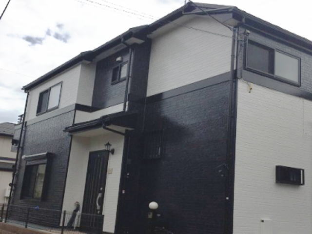 【施工実績241】外壁塗装・屋根重ね葺き：埼玉県三郷市
