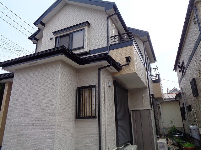 【施工実績271】外壁塗装・屋根重ね葺き：埼玉県三郷市