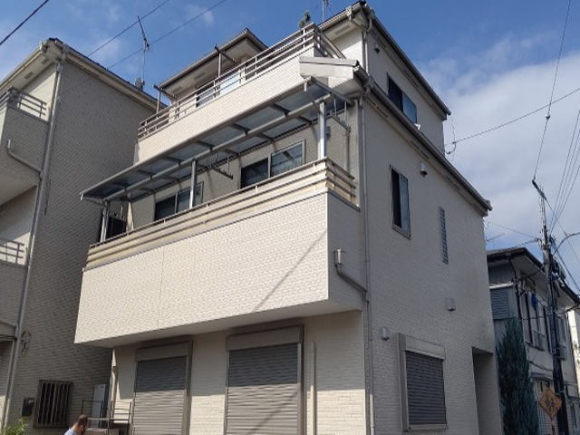 【施工実績463】外壁塗装・屋根重ね葺き：埼玉県新座市