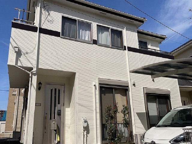 【施工実績883】外壁塗装・屋根重ね葺き：埼玉県富士見市