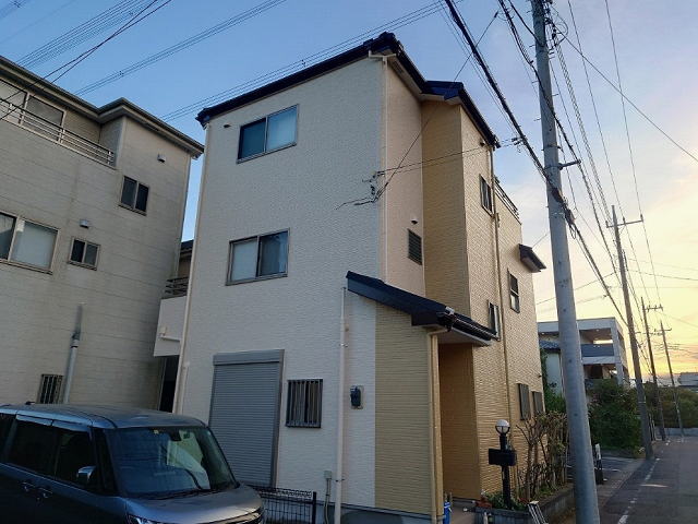 【施工実績925】外壁塗装・屋根重ね葺き：埼玉県川口市