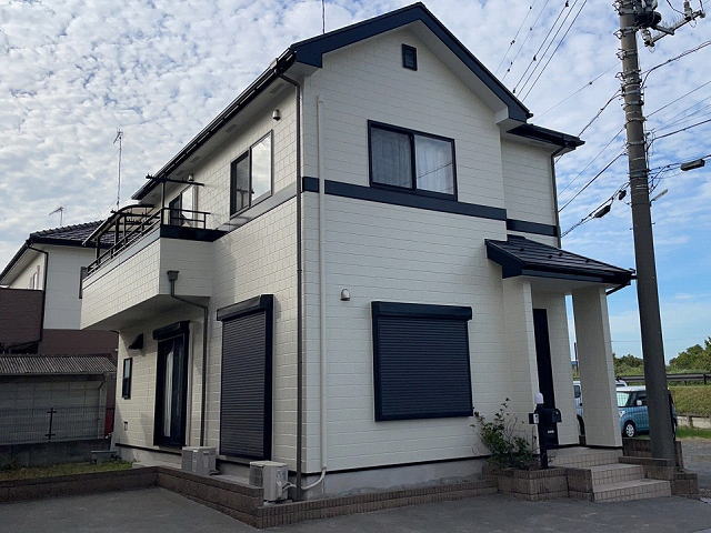 【施工実績965】外壁塗装・屋根重ね葺き：埼玉県熊谷市