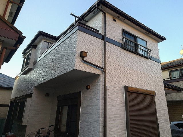 【施工実績984】外壁塗装・屋根重ね葺き：埼玉県朝霞市