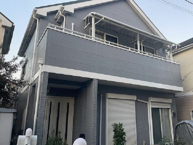 【施工実績1226】外壁塗装・屋根重ね葺き：埼玉県坂戸市