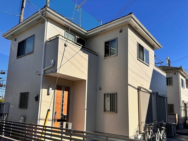 【施工実績1548】外壁塗装・屋根重ね葺き：埼玉県草加市